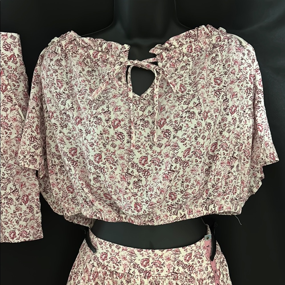 Torrid Pink and White 2 piece Skirt Set for all occasions - Picture 10 of 15
